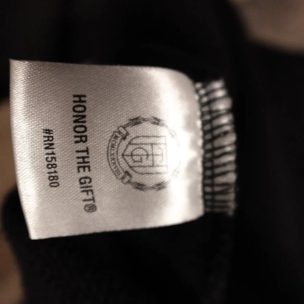 Honor the Gift Crest Monogram Raw Edge Pullover Sweater men's XL black modded - Picture 9 of 9
